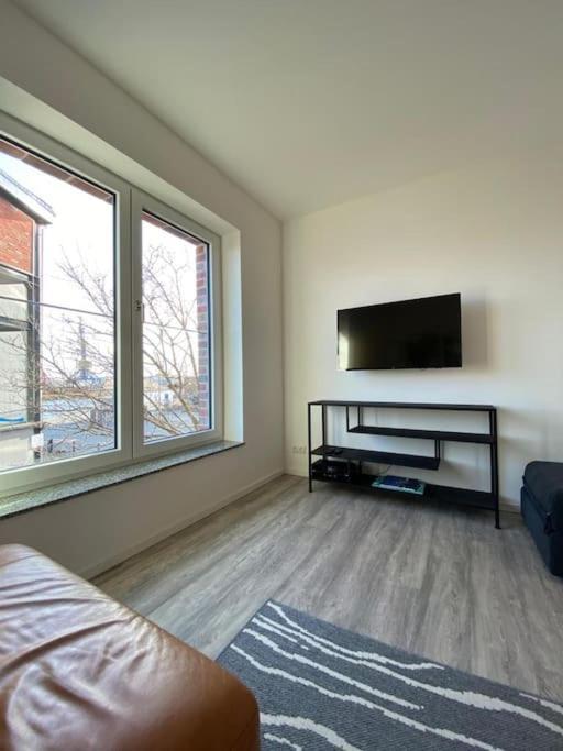 Dock 07 - Modernes 4 Sterne-Ferienapartment Direkt Am Hafen Висмар Экстерьер фото
